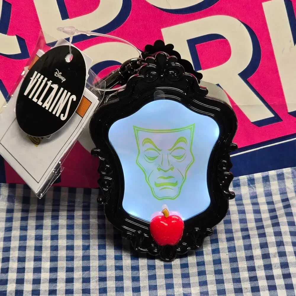 BBW Disney Evil Queen Mirror Pocketbac Holder Keychain Backpack Purse Luggage